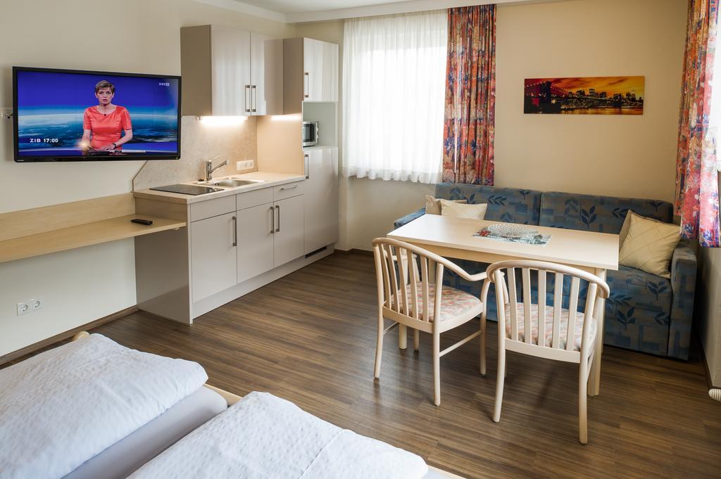 Pension Schenkenfelder Bad Häring Kamer foto